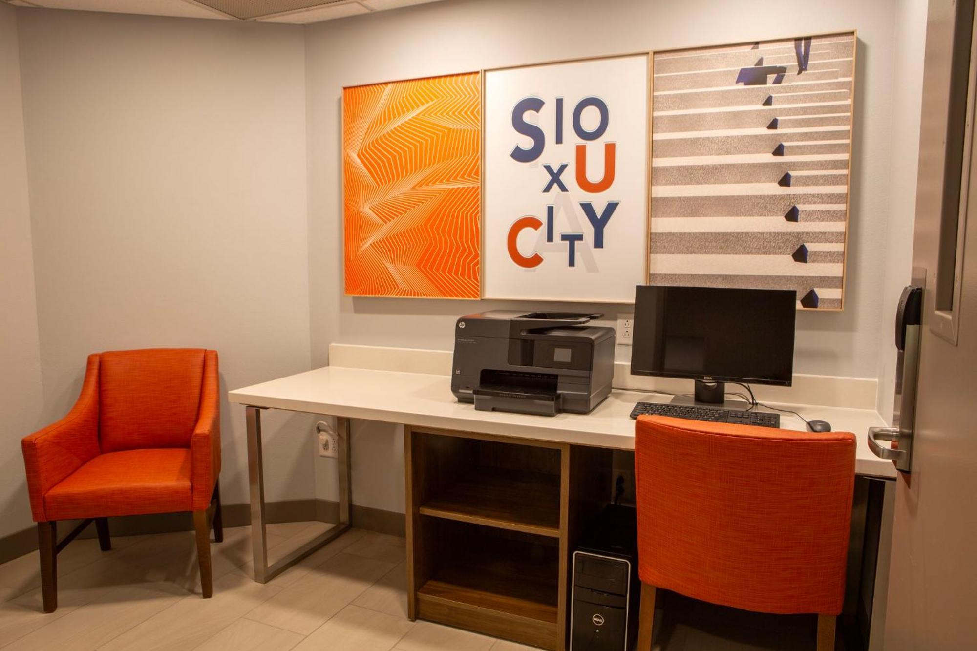 Holiday Inn Express & Suites Sioux City-South By Ihg Exteriör bild